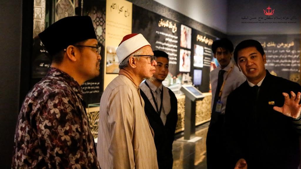 BALAI KHAZANAH ISLAM SULTAN HAJI HASSANAL BOLKIAH TERIMA KUNJUNGAN DARIPADA PENCERAMAH-PENCERAMAH JEMPUTAN MALAYSIA SEMPENA MAJLIS ILMU 2023